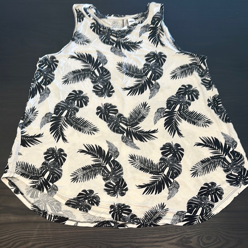 Old Navy Black and White Boxy Tank Top